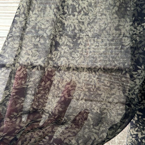 NWT White House Black Market Lace Inset Tunic Blouse - Picture 8 of 12